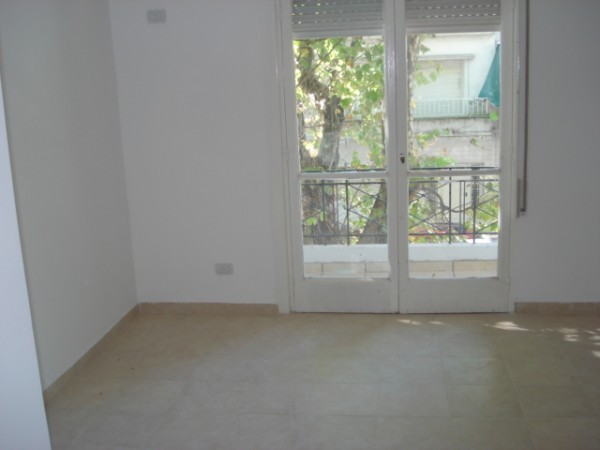 PH  3AMB con BALCON |  AYSA Incluido!! SIN EXPENSAS