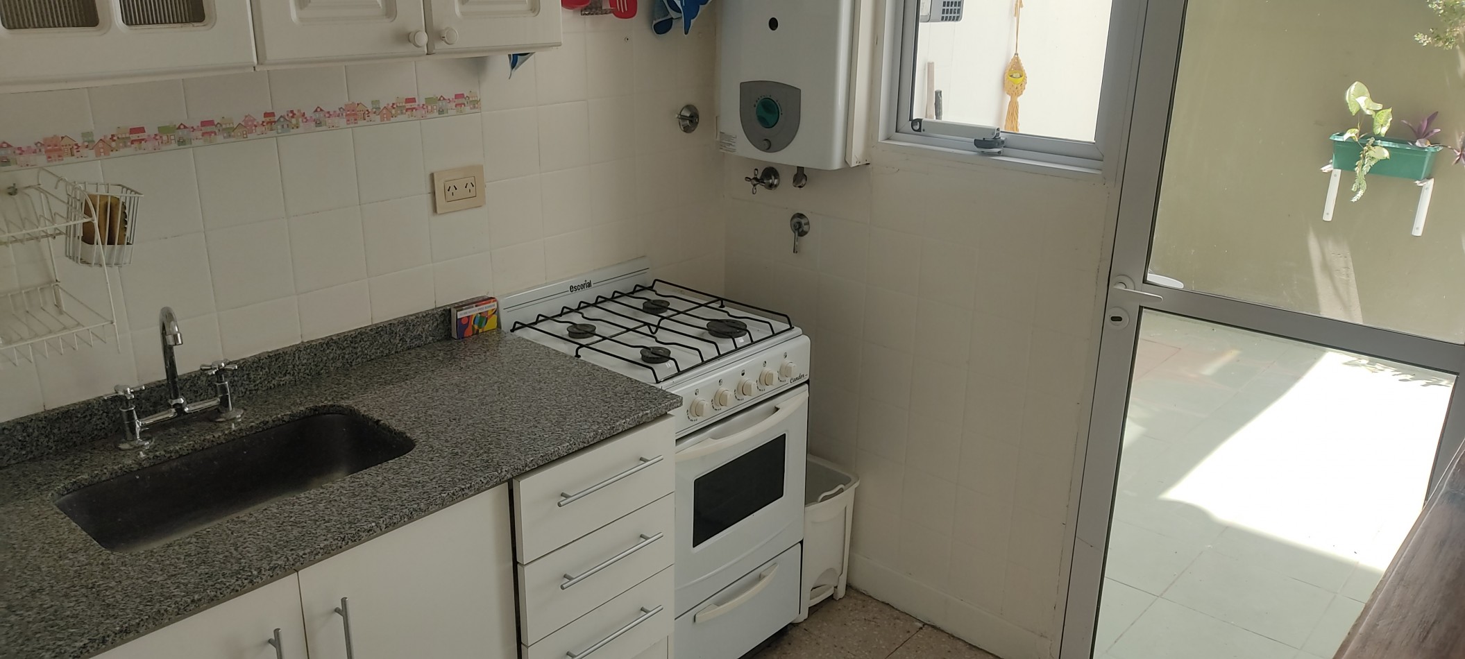 Alquiler Monoambiente | Cocina Independiente | PATIO