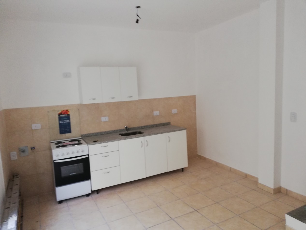 Alquiler PH 3 AMB +Patio/Cochera | SIN EXPENSAS | ABL y AYSA Incluido