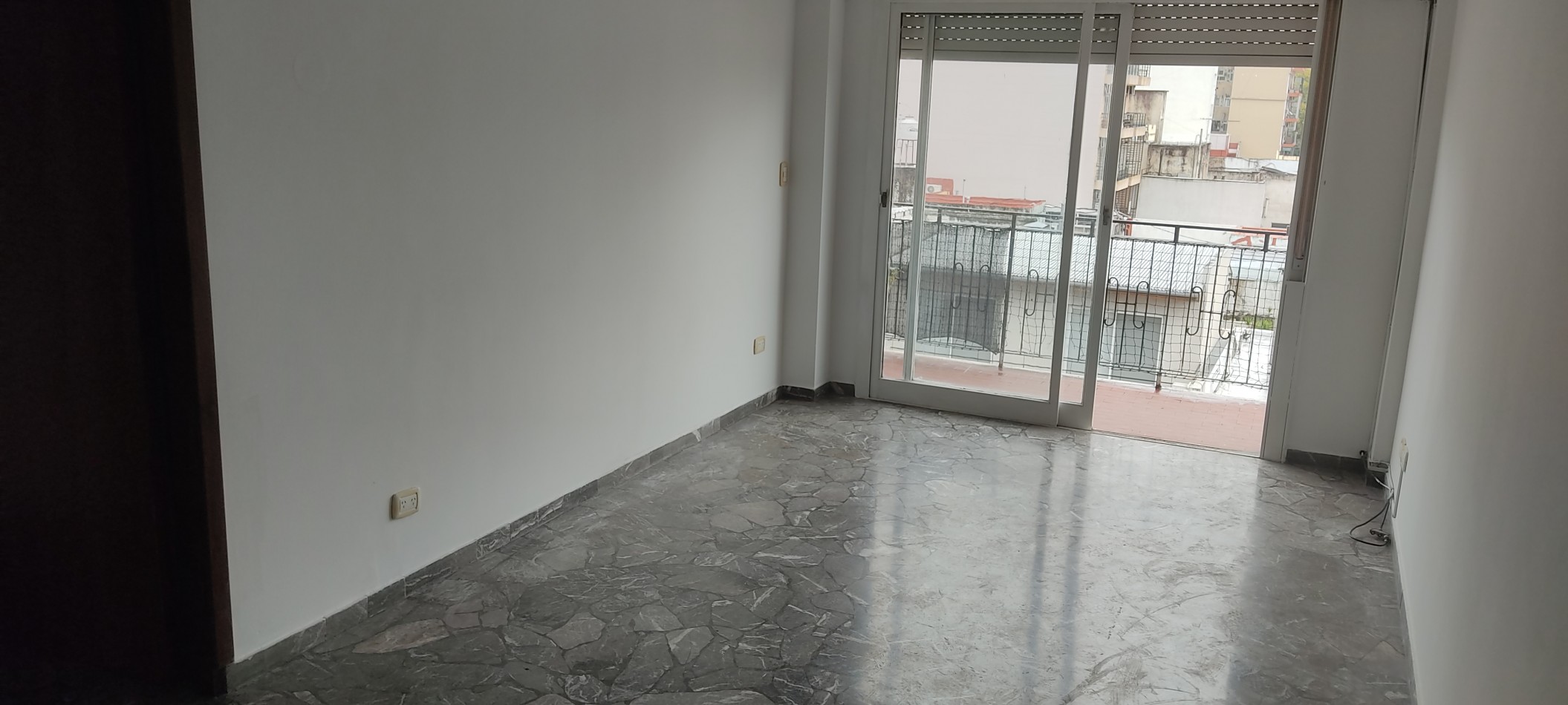 Excelente Dpto 4 AMB CON COCHERA | Se entrega todo pintado (ENERO 2026)