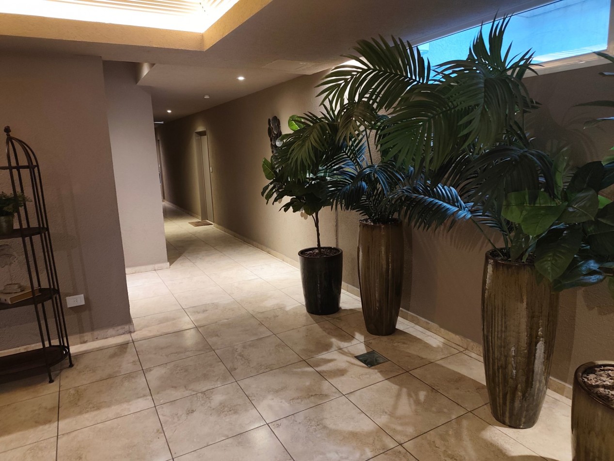 ALQUILER Monoambiente vivienda y/o apto profesional | Bauness 1244 - Excelente ubicacion