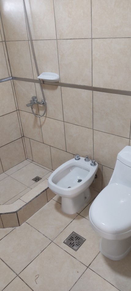 Alquiler 2 Ambientes Dividido | SIN EXPENSAS Villa Pueyrredon