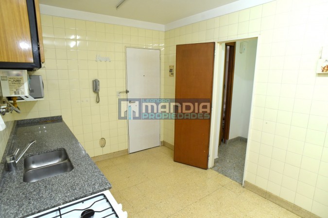 Venta 4 AMB  C/patio | Villa del Parque