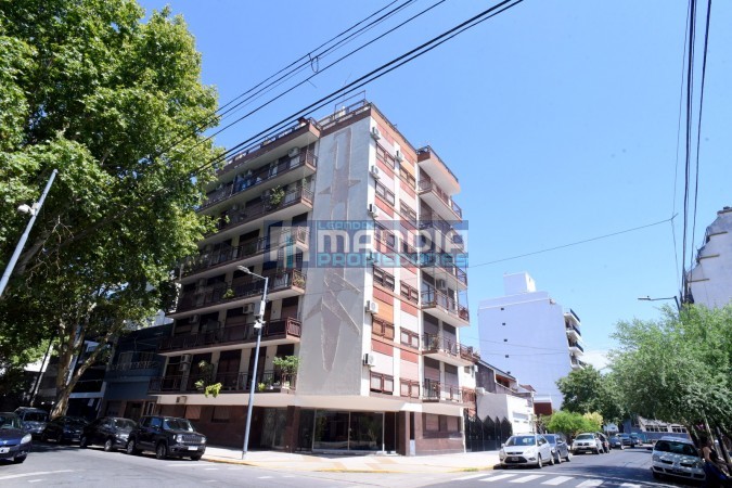 Venta 4 AMB  C/patio | Villa del Parque