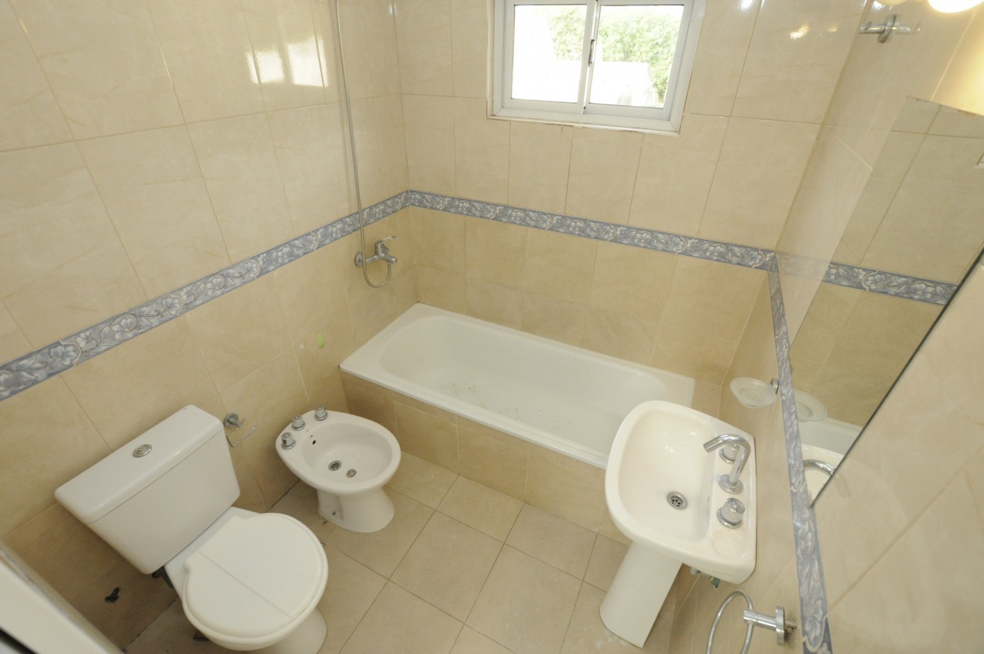 ALQUILER PH 3 AMBIENTES VILLA URQUIZA SIN EXPENSAS