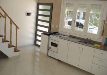 PH 2 AMB en 2 Plantas | Entrada Independiente | ABL y Aysa Incluido | Super Luminoso