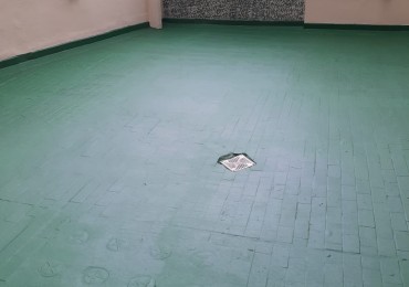 Departamento 3AMB con  PATIO ATERRAZADO . Recien Pintado